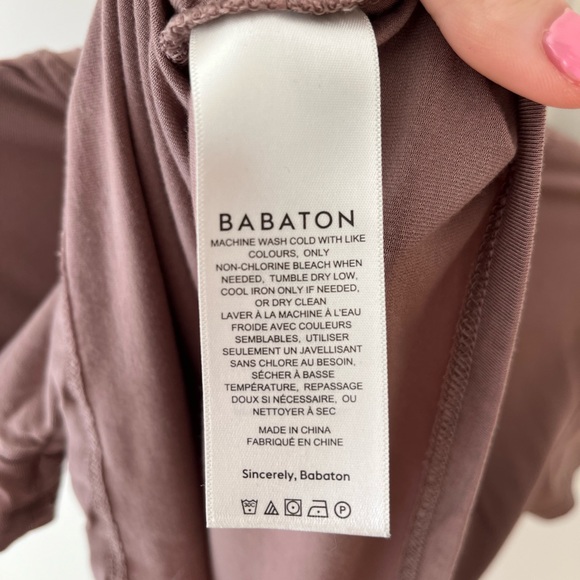 TAUPE BABATON TEE - Picture 6 of 7